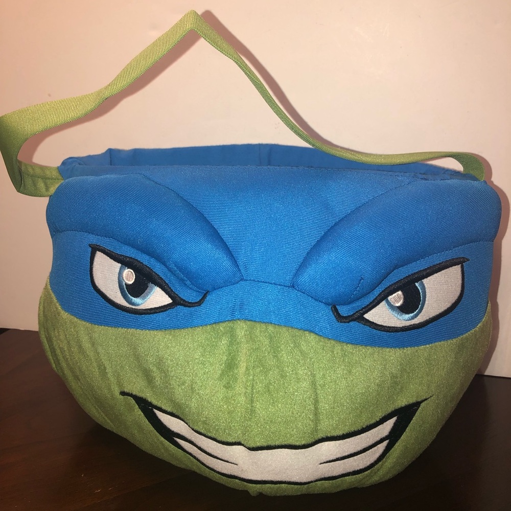 TMNT Leonardo Plush Easter/Halloween Candy Bucket